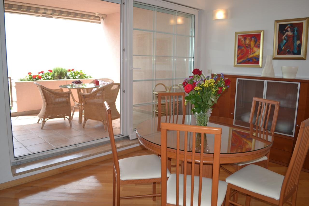 Apartment Sunny Split Bagian luar foto